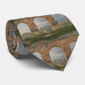 Een Uitzicht door drie bogen van het Colosseum Stropdas (Opgerold)