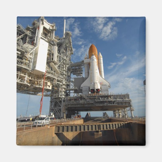 Een uitzicht Space Shuttle Atlantis op Lancering P Magneet (Voorkant)