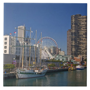 Een uitzicht van Chicago's marine pier 2 Tegeltje