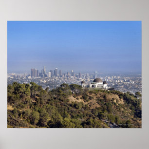 Een uitzicht van een wandelspoor in Griffith Park Poster
