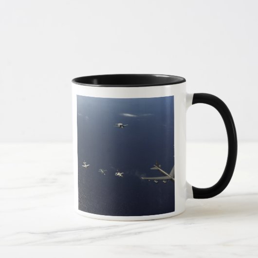 Een US Air Force B-52 Stratofortress vliegtuig 3 Mok (Rechts)