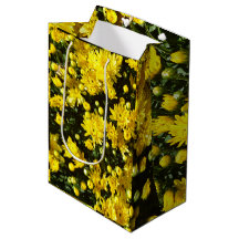 Een veelheid van gele mama's