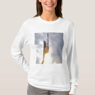 Een Verenigde Lancering Alliance Atlas V raketlift T-shirt