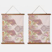 Een verfijnde bloemige regeling met  det hangend wandkleed (Dubbel)