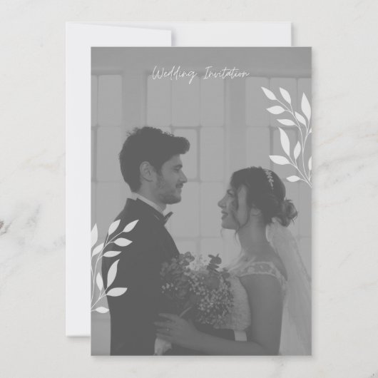 Een viering van liefde: bruiloft uitnodiging (Achterkant)