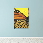 Een vlinder canvas afdruk (Insitu (Houten vloer))