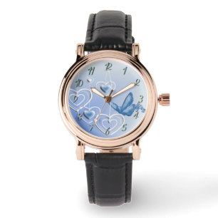 Een vlinder en harten horloge