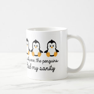 Eén voor één stelen de pinguïns mijn gezondheid koffiemok