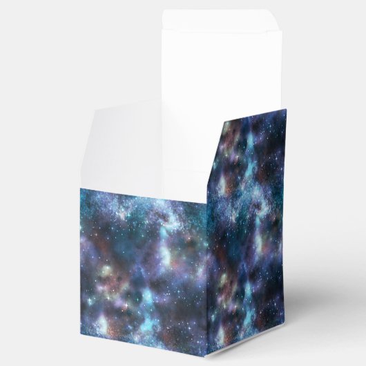 Een vormend ontwerp uit de galaxy reeks 3 bedankdoosjes (Geopend)