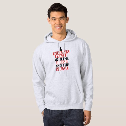 Een vrouw is thuis en de senaat hoodie (Voorkant volledig)