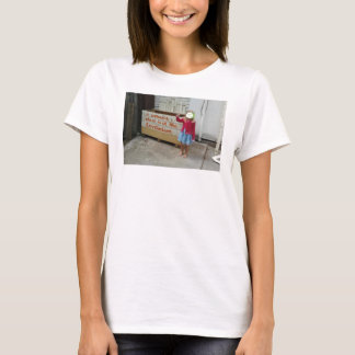 Een vrouwenhuis t-shirt