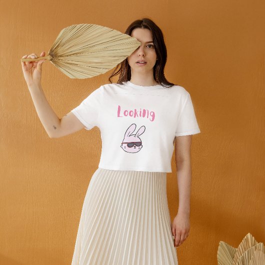 Een warm T-shirt voor de kijker