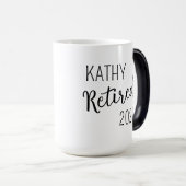 Een wijze vrouw zei ooit Mok, gepersonaliseerde gr Magische Mok (Voorkant rechts)