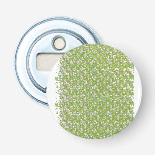 Een witte achtergrond met bruine stippen erop button flesopener