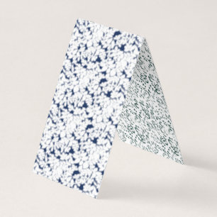 Een witte en blauwe achtergrond met een patroon visitekaartjes