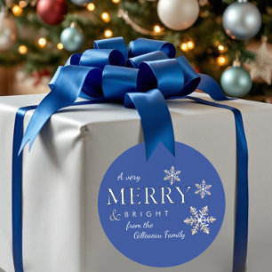 Een zeer vrolijk en helder kerstsneeuwvlok cadeau ronde sticker