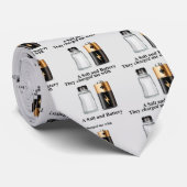 Een zout- en batterijtest en een batterij stropdas (Opgerold)