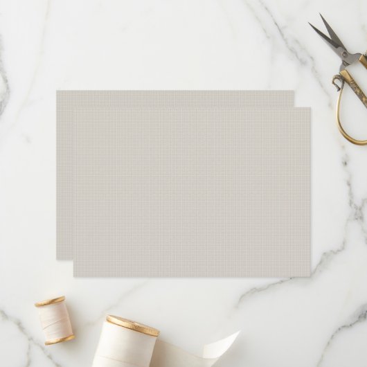 Een zwart-wit foto van een man in pak en stropdas programma (Voorkant / Achterkant in situ)