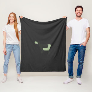 Een zwarte en groene logo met een winkelwagentje fleece deken