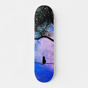 Een zwarte kat op een draad Volle maan Skateboard