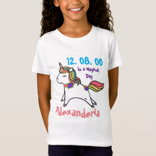 Eenhoorn w / regenboog paarse roze bloemen Verjaar T-shirt