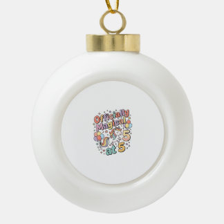 Eenhoring Officieel Magisch op 5 Whimsische Witte  Keramische Bal Ornament