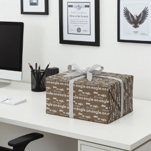 Eens een adelaar, altijd een adelaar. in koffiekle cadeaupapier