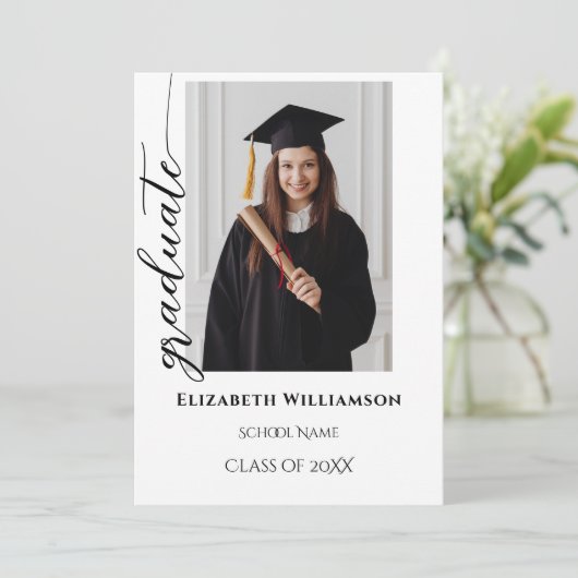 Eenvoudig 2 foto zwart kalligrafie script Afstuder Aankondiging (Staand voorkant)