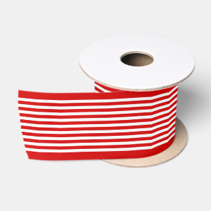 Eenvoudig Chic Wit Strepenpatroon Op Rood Lint