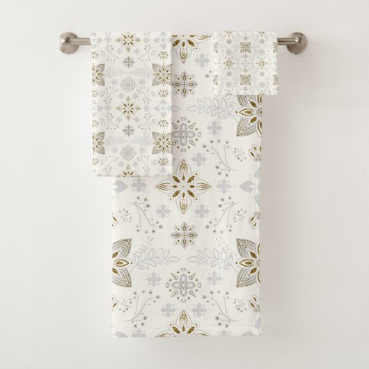 Eenvoudig Elegant Gold Folk Tegel Pattern Bad Handdoek (Insitu)
