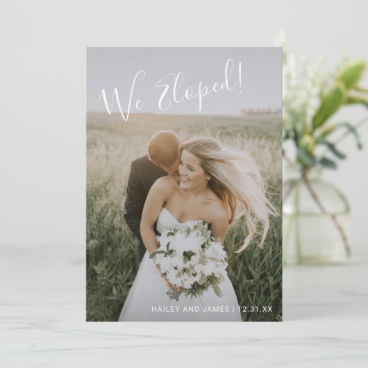 Eenvoudig elegant script dat we hebben verwijderd  aankondiging (Staand voorkant)