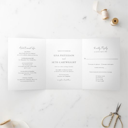 Eenvoudig Elegant Script Minimalist Classic Weddin Drieluik Uitnodiging (Binnen)