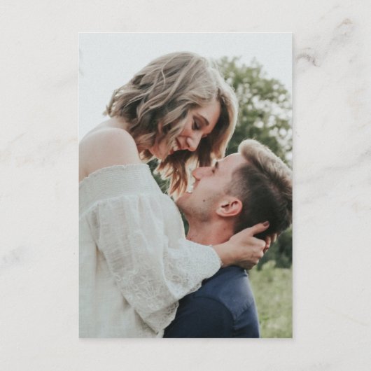 Eenvoudig Elegant Script Photo QR Code Weddenschap RSVP Kaartje (Achterkant)