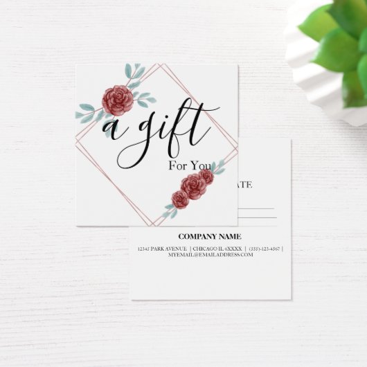 Eenvoudig en modern bedrijfscadeaubon vierkante visitekaartjes (Bureau)