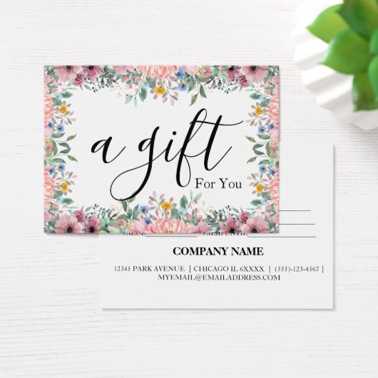 Eenvoudig en modern bedrijfscadeaubon visitekaartje (Bureau)