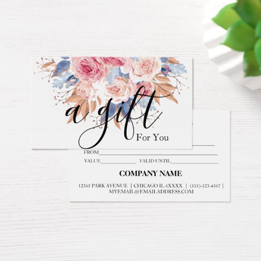 Eenvoudig en modern bedrijfscadeaubon visitekaartje (Bureau)