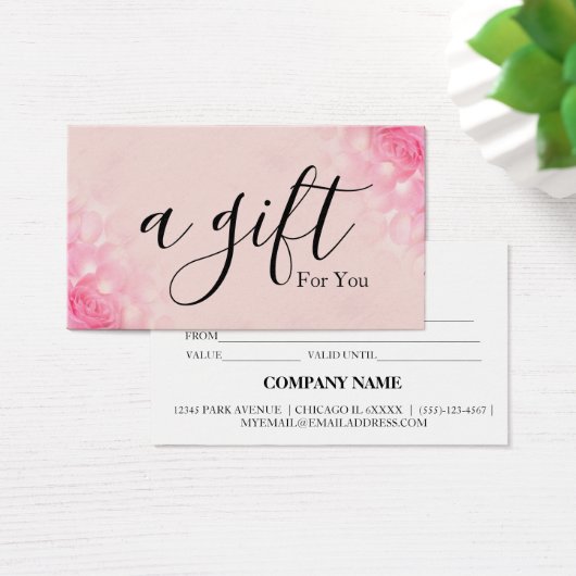 Eenvoudig en modern bedrijfscadeaubon visitekaartje (Bureau)
