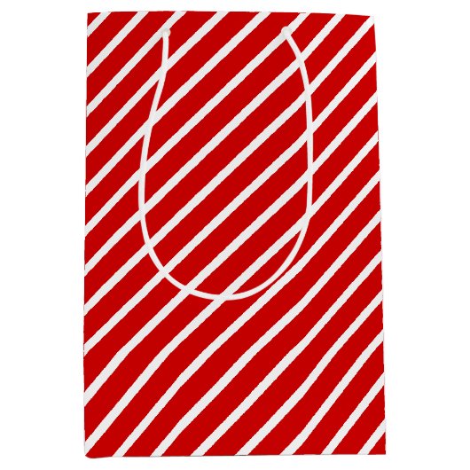 Eenvoudig grafisch diagonaal wit strippatroon op r medium cadeauzakje (Voorkant)