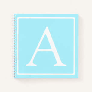Eenvoudig Hemelblauw Monogram Notitieboek