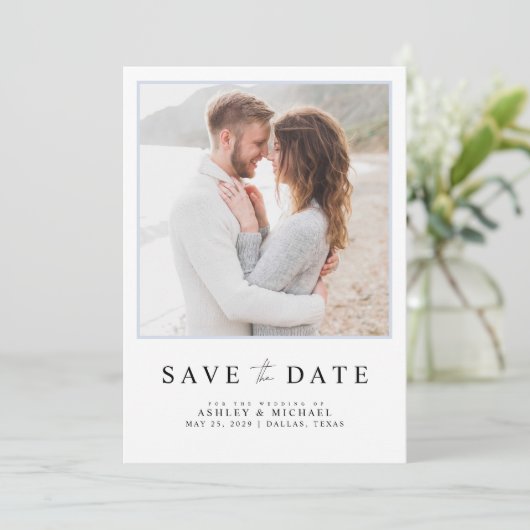 Eenvoudig lichtblauw modern script foto-bruiloft save the date (Staand voorkant)