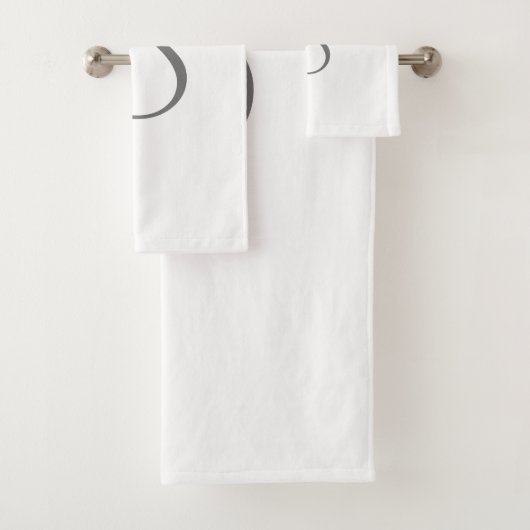 Eenvoudig minimaal elegant aangepast logo hier bed bad handdoek (Insitu)