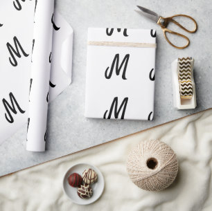 eenvoudig minimaal monogram logo gepersonaliseerd  cadeaupapier
