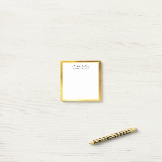 Eenvoudig, minimale witte, persoonlijke feestartik post-it® notes (Op bureau)