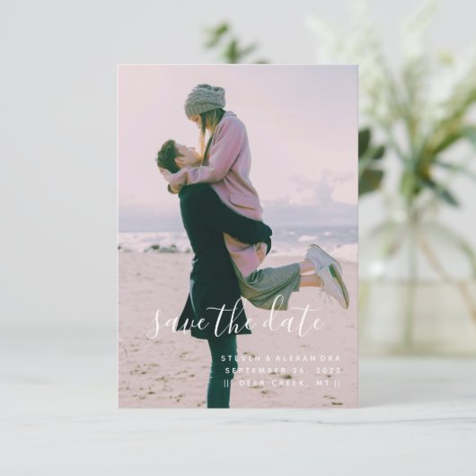 Eenvoudig Minimalistisch script en foto Save The Date (Staand voorkant)