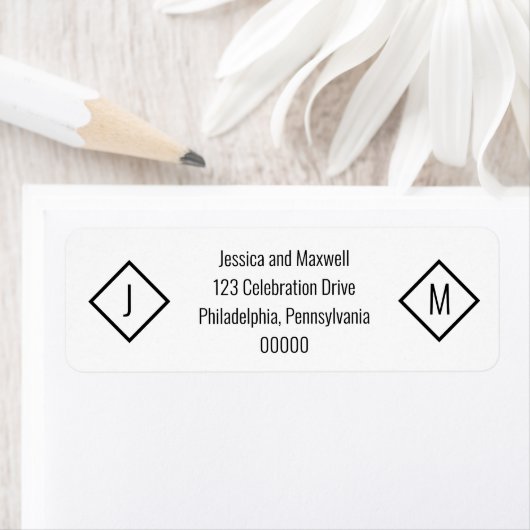 Eenvoudig modern BW Diamond Weddenschap Geometric Etiket (Insitu)