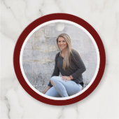 Eenvoudig modern rood foto Afstuderen Bedankjes Labels (Voorkant)