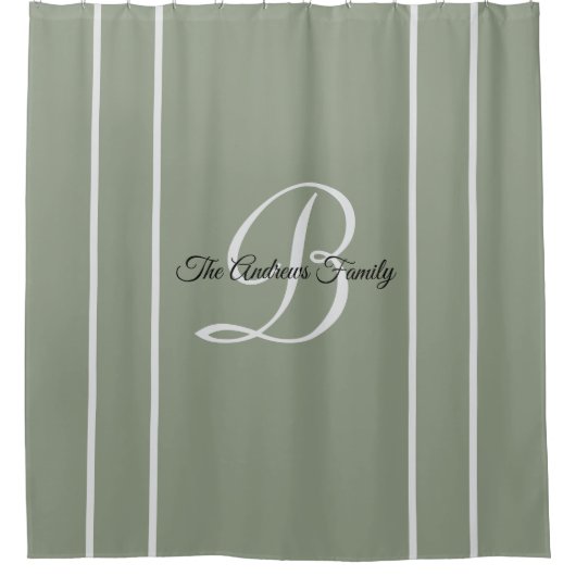 Eenvoudig Modern Sage Green Monogram Familienaam Douchegordijn (Voorkant)