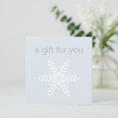 Eenvoudig modern Snowflake Holiday Cadeaucertifica (Staand voorkant)