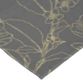 Eenvoudig ontwerp van tuinbloemen gouden contouren tafelkleed (Gekanteld)