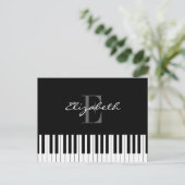 Eenvoudig Piano Monogram-ontwerp Briefkaart (Staand voorkant)